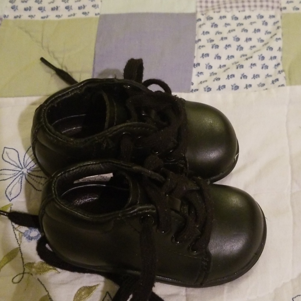 Baby walking shoes